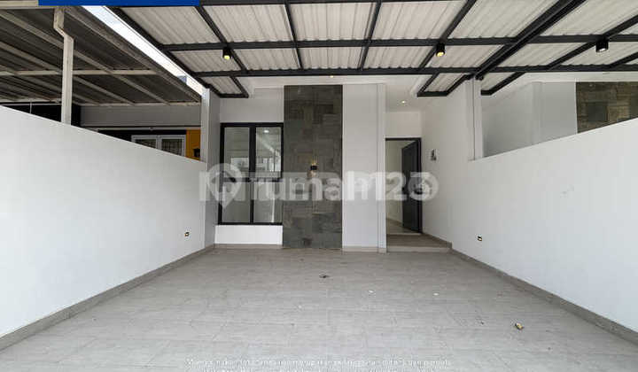 Rumah Brand New 2 Lantai Dijual di Metland Puri