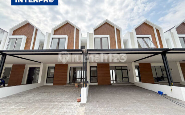 Rumah Minimalis 2 Lantai Dijual di Metland Puri