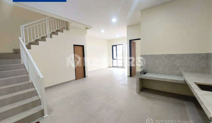 Rumah Brand New 2,5 Lantai Dijual Di Sunrise Garden 2
