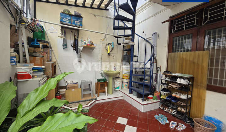 Rumah 2.5 Lantai Lokasi Strategis Dijual Di Tanjung Duren 2