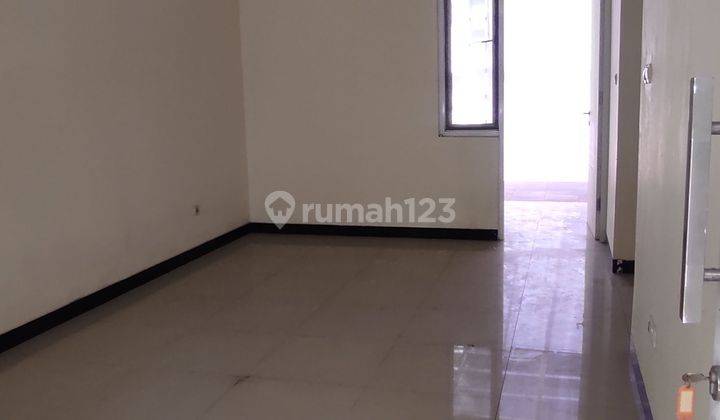 Rumah Minimalis  Taman Kopo Indah V Sommerville Kota Bandung 1