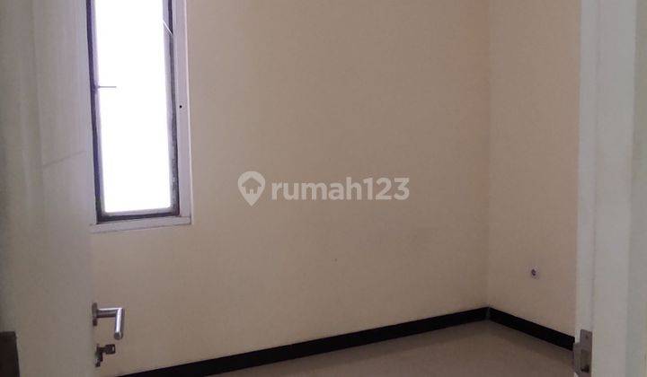 Rumah Minimalis  Taman Kopo Indah V Sommerville Kota Bandung 2