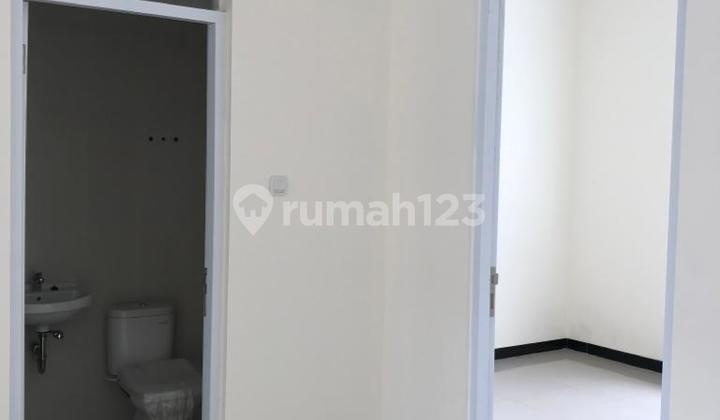 2-Story Minimalist Modern Cluster Tki V Bandung House 2