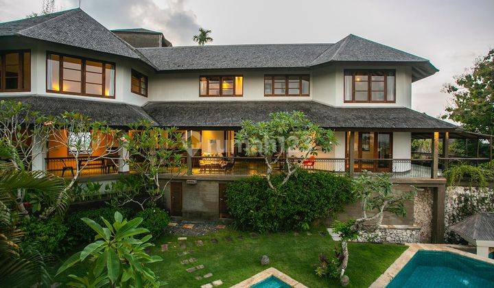 Quick Sale Luxury Villa In Bali 1