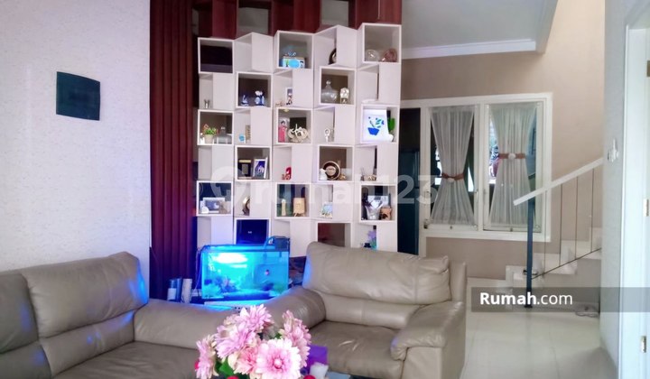 Mic - Semi Furnish Renov! *rumah Central Park A Yani Furnish* Mic - Semi Furnish Renov! *rumah Central Park A Yani Furnish*