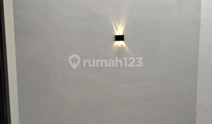 Sim 198*rumah New Gress 2 Lantai Pondok Tjandra*