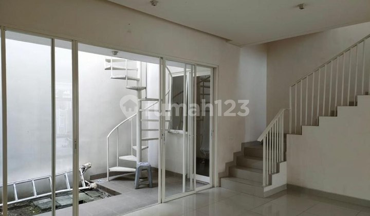 S173*rumah Griya Galaxy Surabaya Timur Siap Huni*