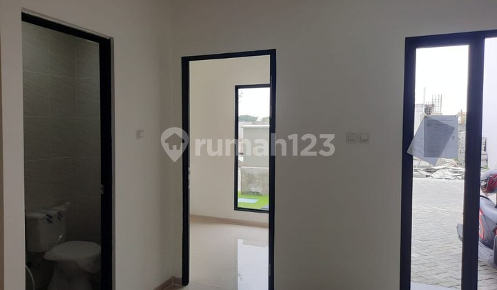 Ssn - For Sale *New House in Eastern Park 2 Floors* 2