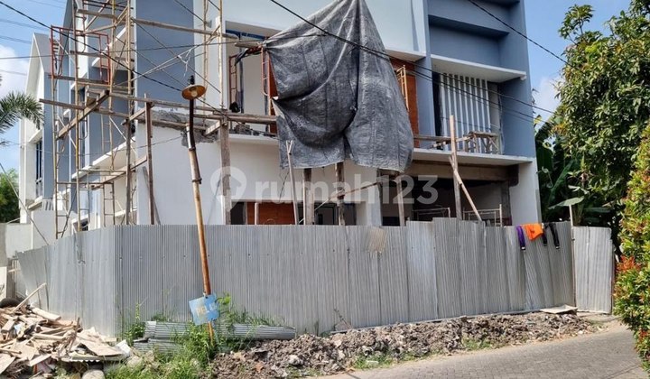 Mic - 1 Man Pusat Kota Surabaya*rumah Prapen Indah American*✅ada Unit A & B Mic - 1 Man Pusat Kota Surabaya*rumah Prapen Indah American*✅ada Unit A & B