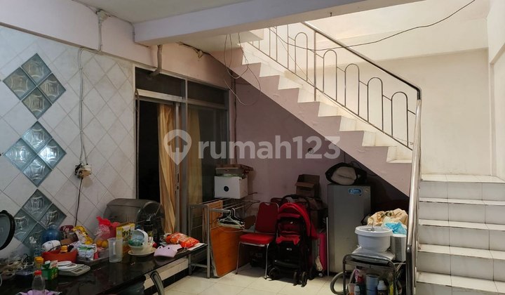 Ssn - *babatan Pantai Barat 1,5 Lt* Ssn - *babatan Pantai Barat 1,5 Lt*