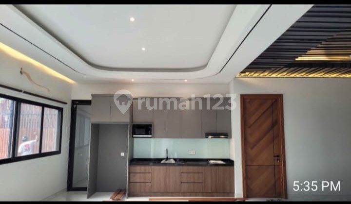 Tio ‼️ *Luxury House East Surabaya**Tropical Modern Design* 2