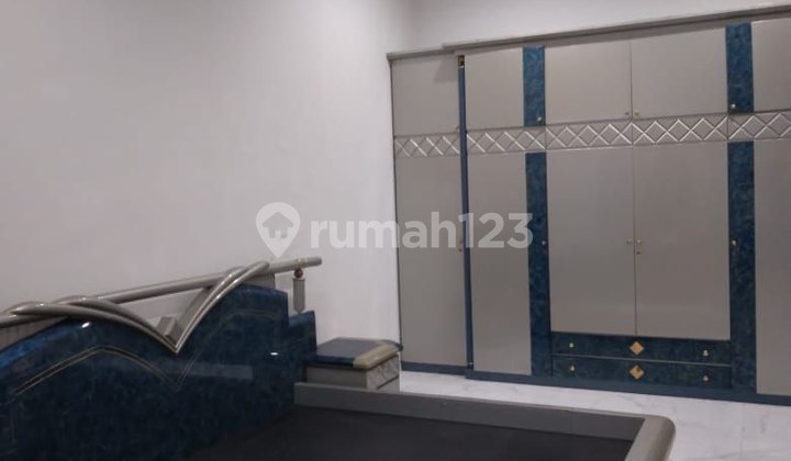 Price Plummets Tj24*House for Sale in Manyar Kertoadi**Good House Ready to Occupy* 2