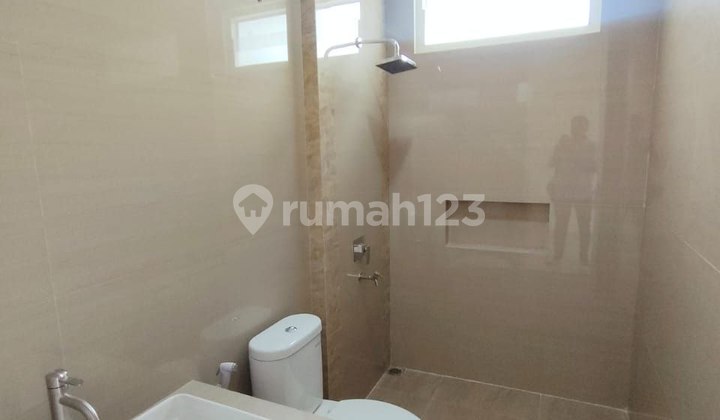 S31*Manyar Brand New House Strategic Location* S31*Manyar Brand New House Strategic Location*