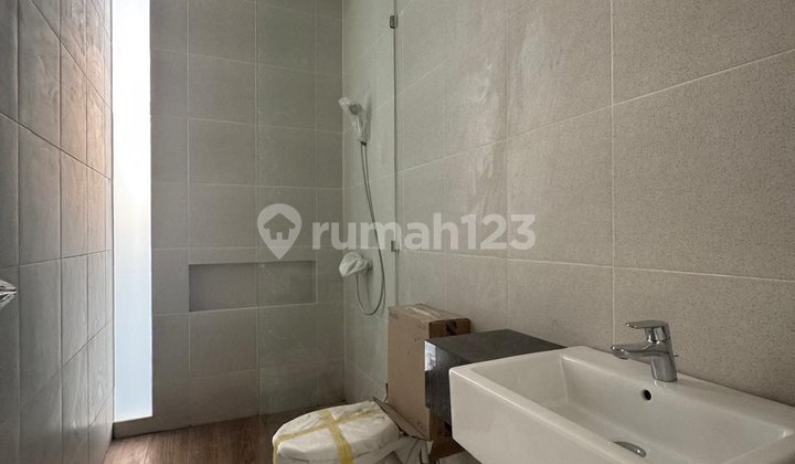 Tev ‼️ *hot New Gress Apik* *dian Istana Park Avenue, Surabaya Barat* 2