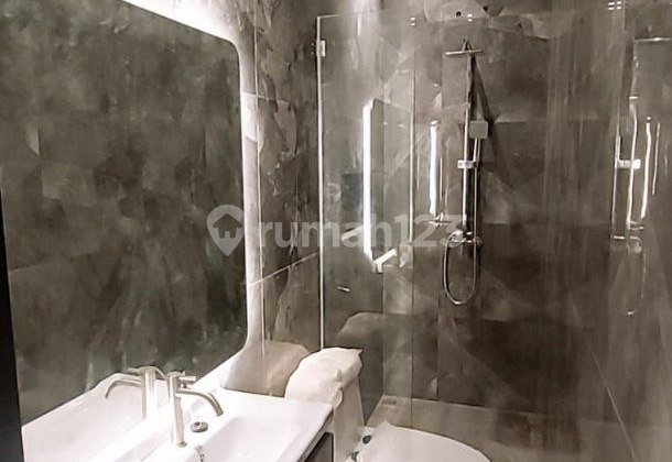 Sim 216*rumah Baru Gress Gayungsari* Lokasi Strategis Dekat Trans Icon, Masjid Al Akbar