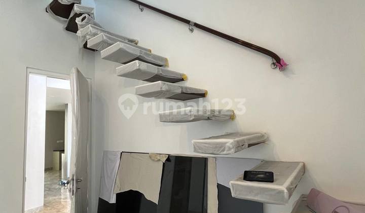 R173brand New Modern Kontemporer Klampis Semolo✅ Ac 3 + Solarhart✅ Vertical Garden 2