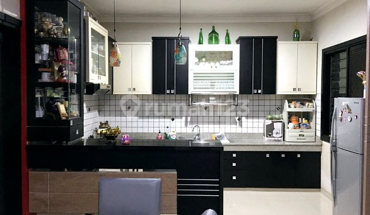 Mic - *dijual Rumah Central Park A Yani*✅️semi Furnished✅️blok Depan, Sudah Renov