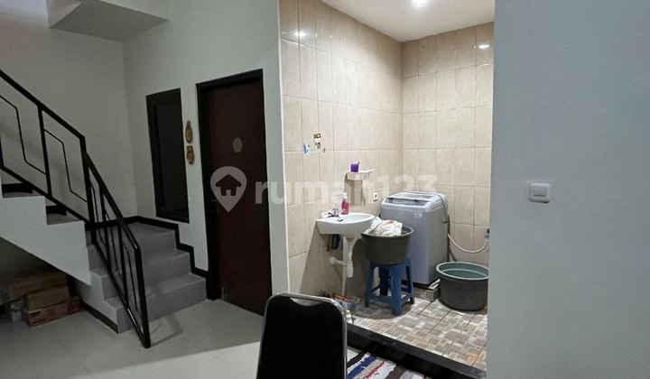 Yes 185 *Sutorejo House Ready to Occupy* Yes 185 *Sutorejo House Ready to Occupy*