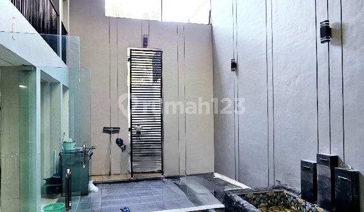 Mic Eksklusif Listing Bagus Siap Huni‼️ *graha Family Semi Furnish* Mic Eksklusif Listing Bagus Siap Huni‼️ *graha Family Semi Furnish*