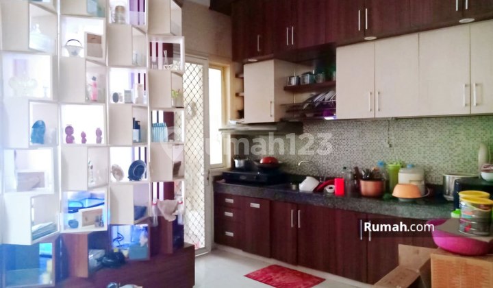 Mic - Semi Furnished Renovated! *Central Park A Yani Furnished House* 2