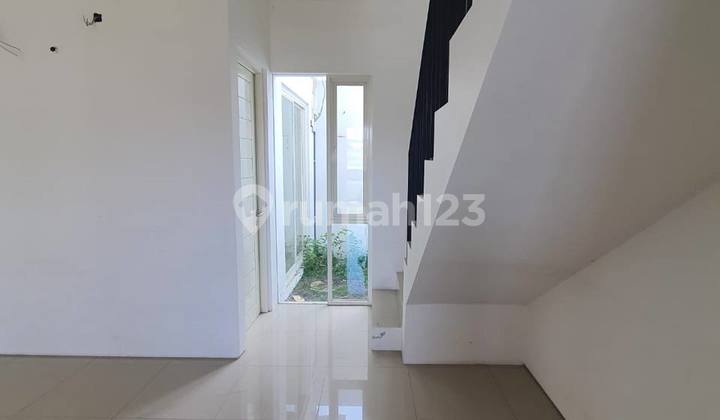 R145dijual Rumah Siap Huni Dian Istana 2