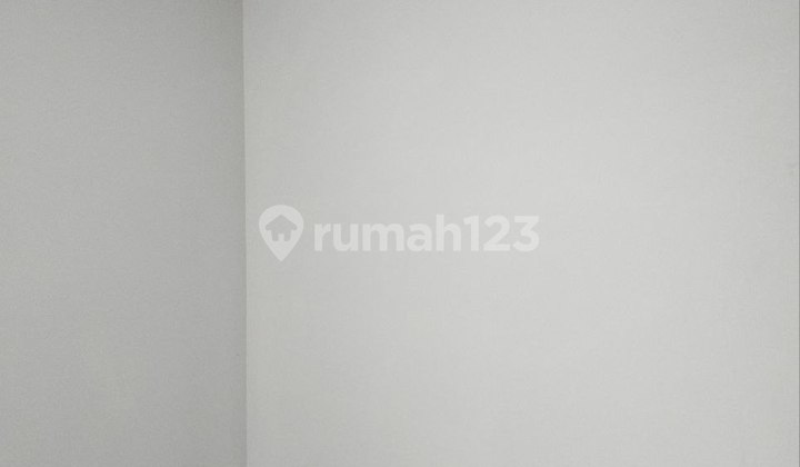 Yes 203*new American House (3 Floors) Pondok Tjandra* Yes 203*new American House (3 Floors) Pondok Tjandra*