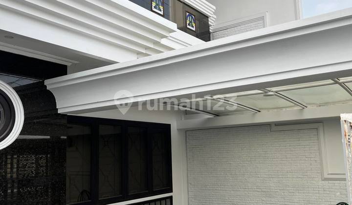 R174 for Sale Large House in Darmo Baru Barat Full Granite✅ Renovated✅ Row 3 Cars 2