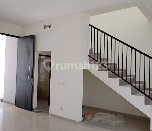 R34 Baru Gres Scandinavian Di Kalijudan Barat