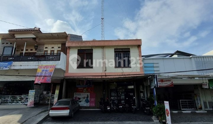 Tj45turun Harga ‼️*dijual Ruko Ciamik Manukan Lor**nol Jalan*cocok Buat Usaha*langsung Pakai Tj45turun Harga ‼️*dijual Ruko Ciamik Manukan Lor**nol Jalan*cocok Buat Usaha*langsung Pakai