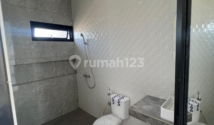 S112 *new Premium House Manyar Siap Huni Minimalis Modern* S112 *new Premium House Manyar Siap Huni Minimalis Modern*