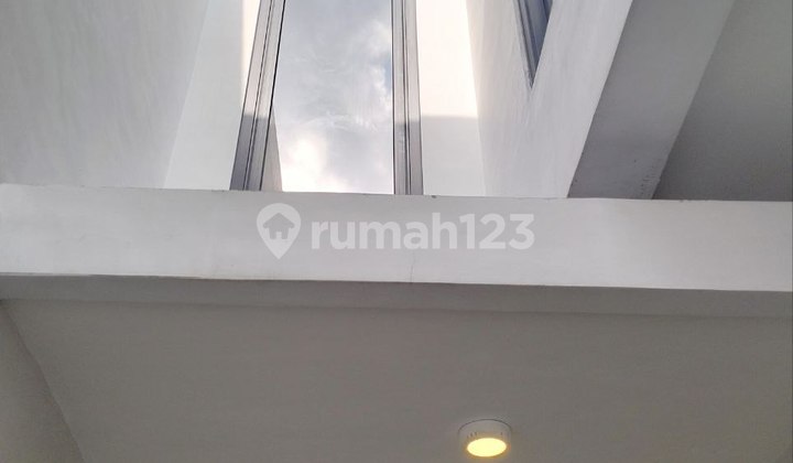 Yes 199*new house 2 Floors Pondok Tjandra* 2