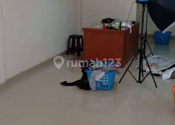 R46 For Rent Ready-to-Use Shophouse in Ngagel Jaya Indah R46 For Rent Ready-to-Use Shophouse in Ngagel Jaya Indah