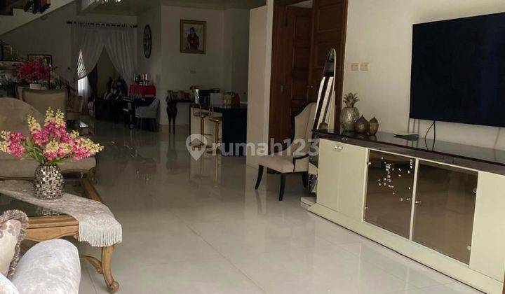 Dijual Rumah Mewah 2 lantai Premium Full Furnished di Pejaten 2