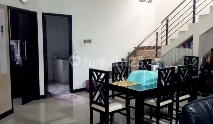 Rumah Mewah. di Komplek Mpr Cilandak