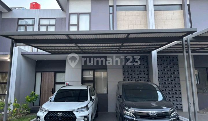 Rumah Mewah Full Furnish.2 Lantai.di Grand Wisata Bekasi Rumah