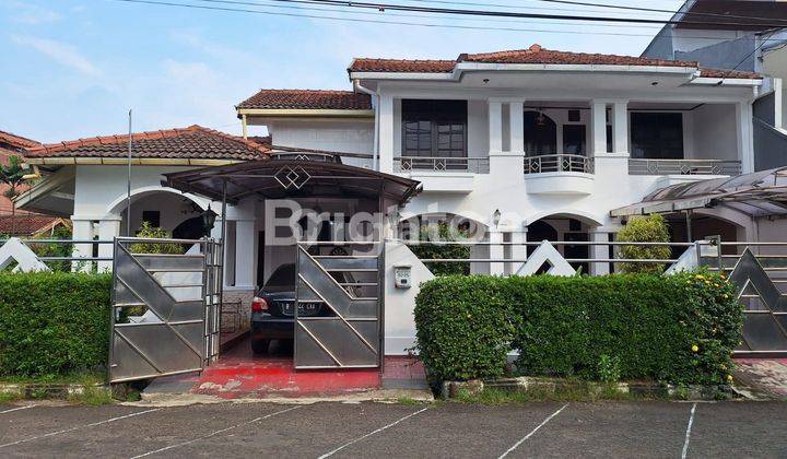 Di Jual.cepat Rumah Hook Di Taman Cimanggu 1