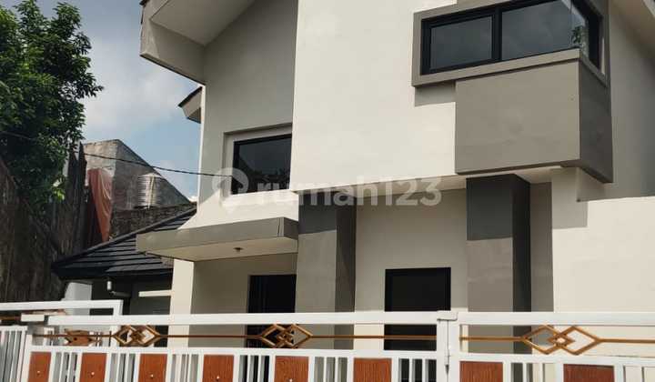 Nice House One Step to the Toll Gate 1