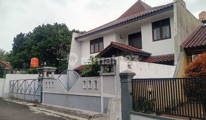 Near Toll Access, Near Health Facilities,