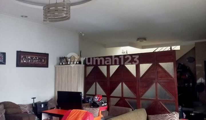 Rumah Mewah. di Komplek Mpr Cilandak 2