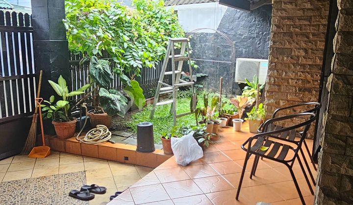 Rumah Cantik.2 Lantai di Taman. Cimanggu. Dekat. Pelayanan Kesehatan 2