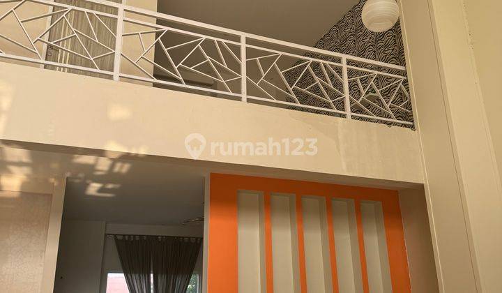 Rumah Minimalis Modern 2 Lantai 2