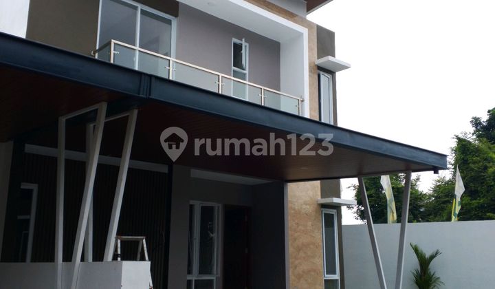 Rumah 2 Lantai Pesan Bangun 3 Kamar Kampus Uii Kaliurang Jogja 2