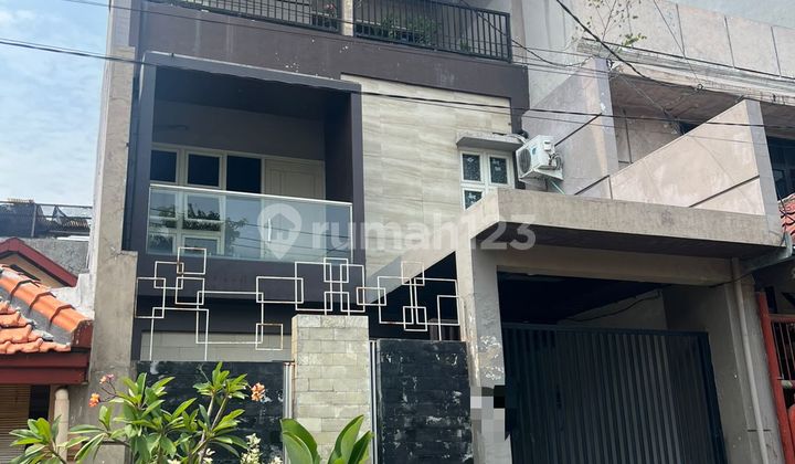 Dijual Rumah Daerah Dukuh Kupang Barat Cocok Untuk Kos-Kosan