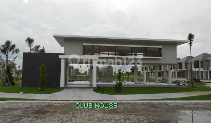 For Rent House in West Surabaya Northwest Lake 2