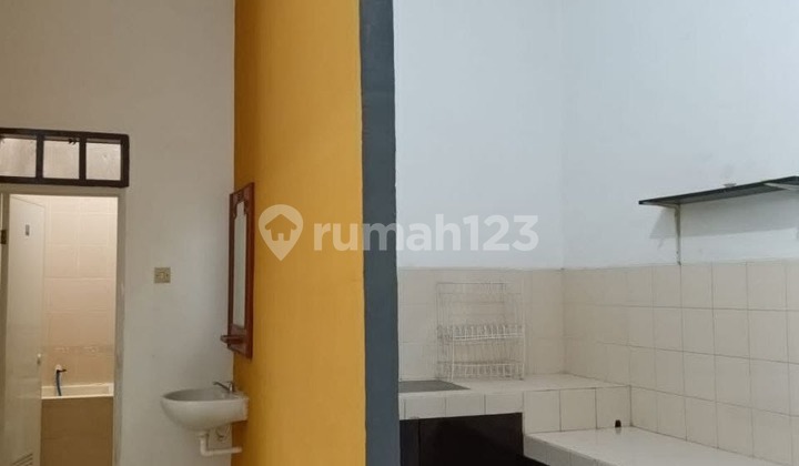 For Rent Modern Minimalist House Strategic Location 2