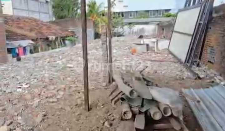 Land for Sale in Manukan Kulon Raya 11.5 Million / M2