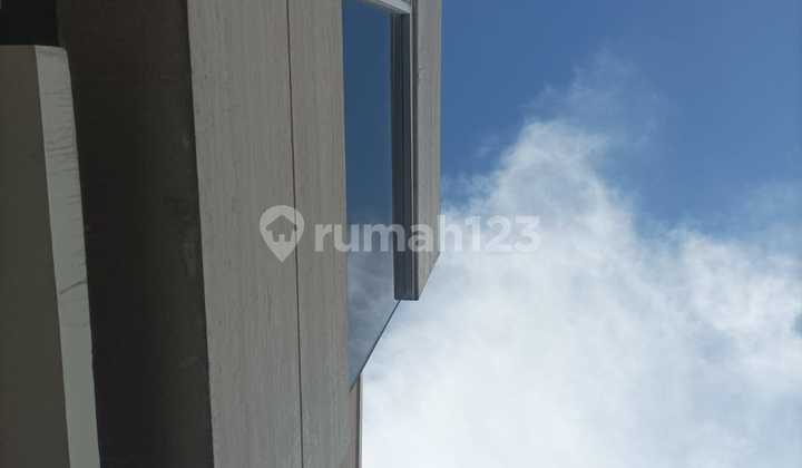 Dijual  Rumah Siap Huni di Urban Mansion Surabaya  2