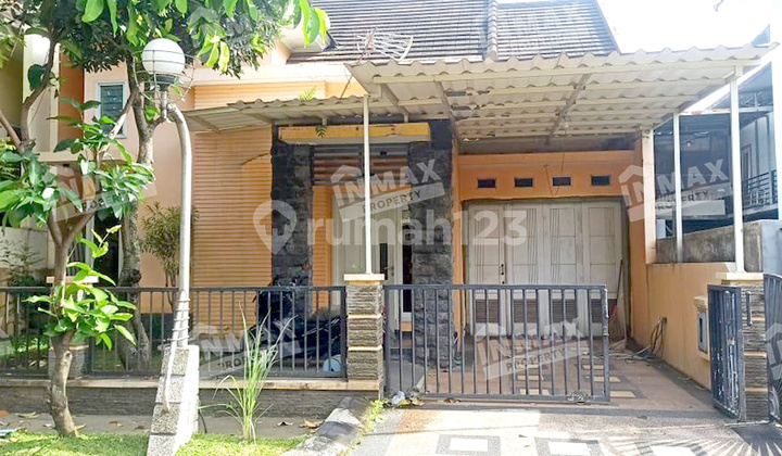 Rumah Elit Terawat Permata Jingga Row Jalan Lebar Daerah Aman  1