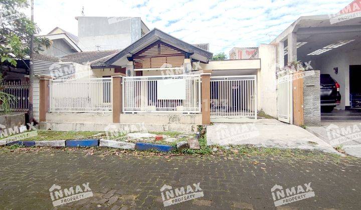 Rumah Kontrakan 3 Kamar Daerah Araya Malang, Row Jalan Lebar 1