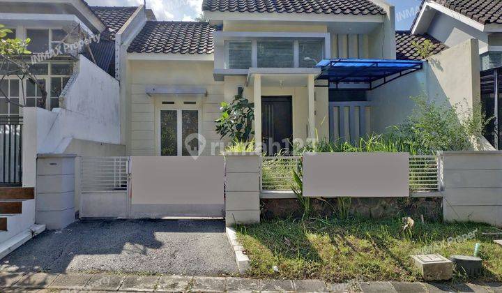 Rumah Minimalis 3 Kamar di Tidar, Row Jalan Lebar Dekat Ma Chung 1